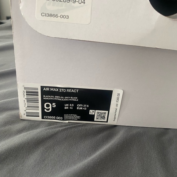 Nike Air Max 270 React - Picture 4 of 4